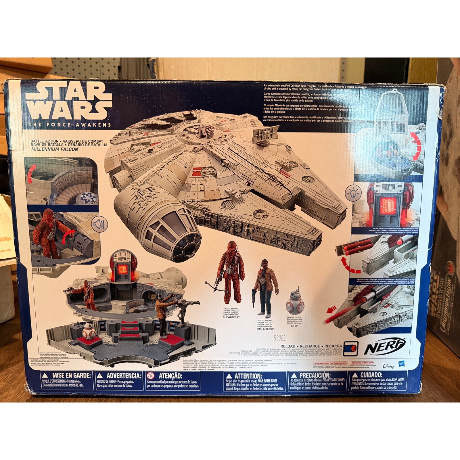 Star Wars The Force Awakens Battle Action Millennium Falcon Space Ship - B3678