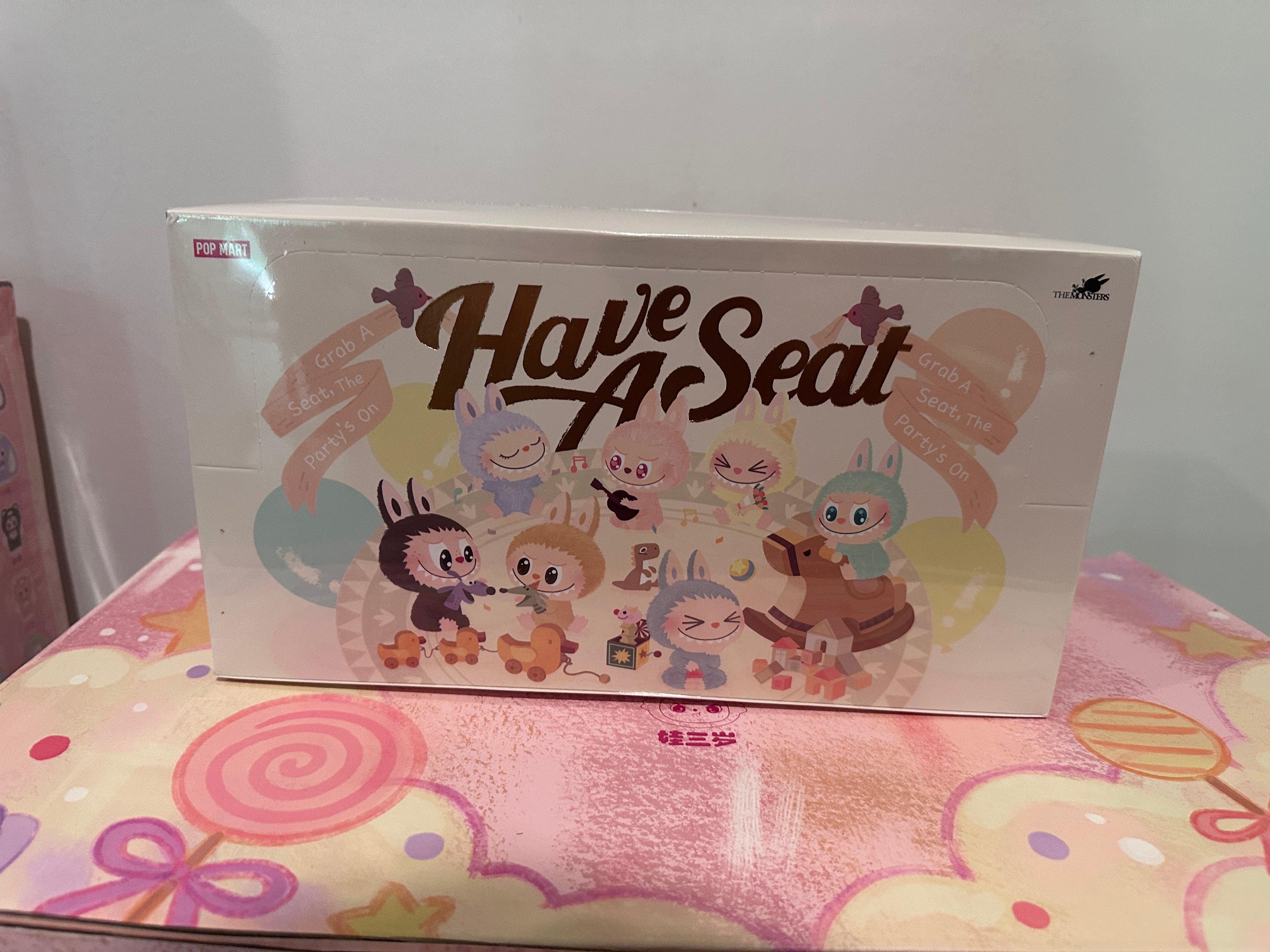 Have a seat Labubu - Full case