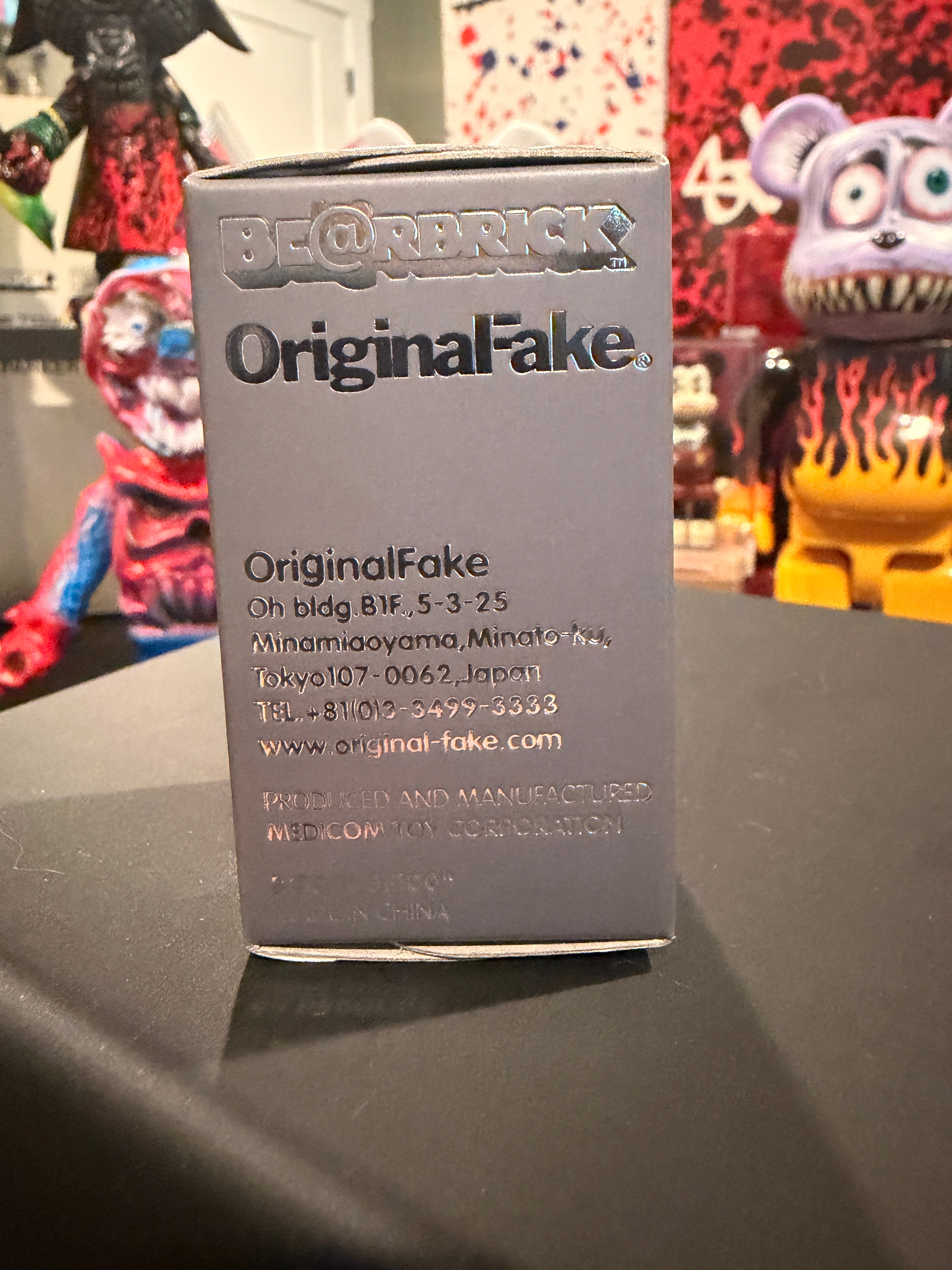 KAWS Bearbrick Dissected 100% grey