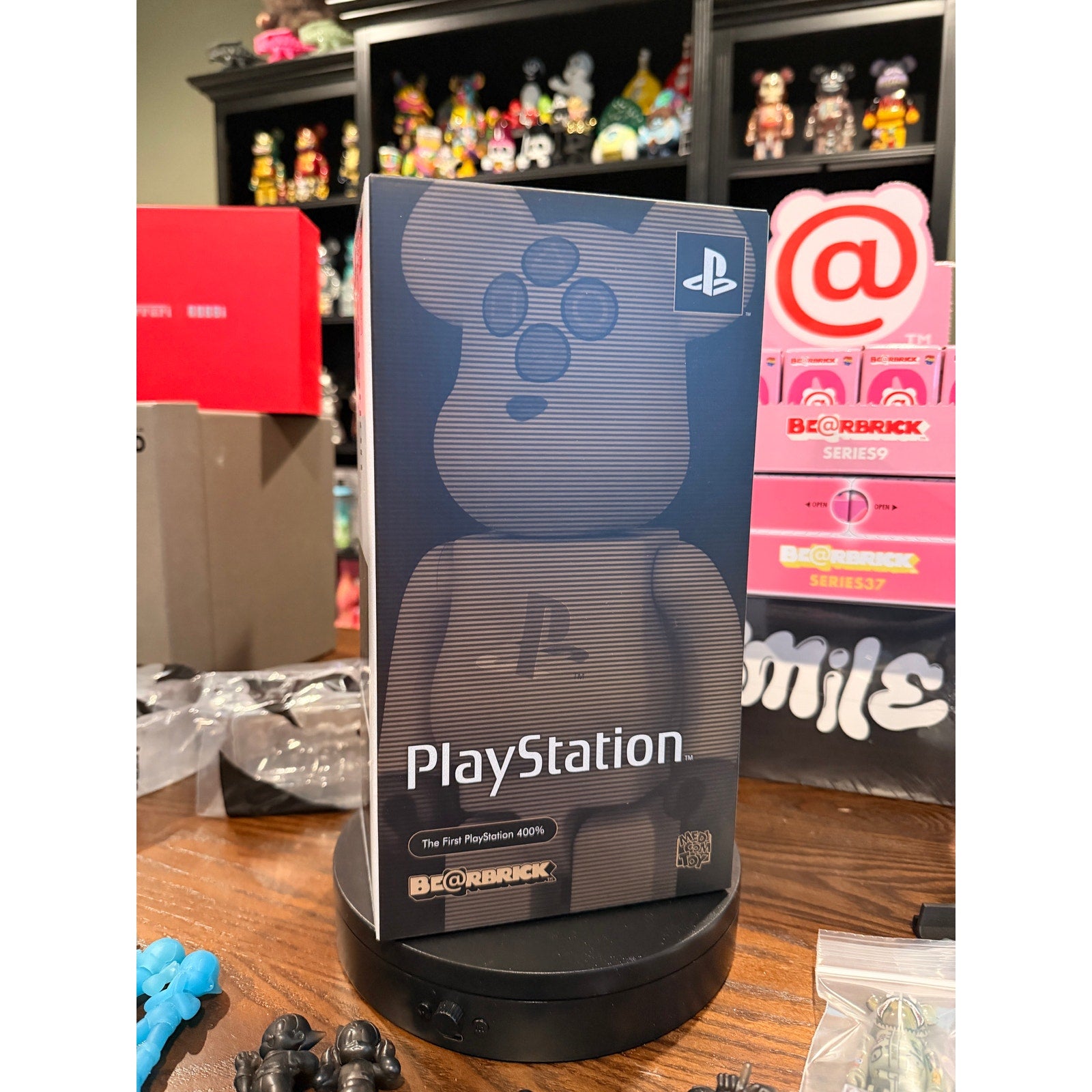 Bearbrick The First PlayStation 400%