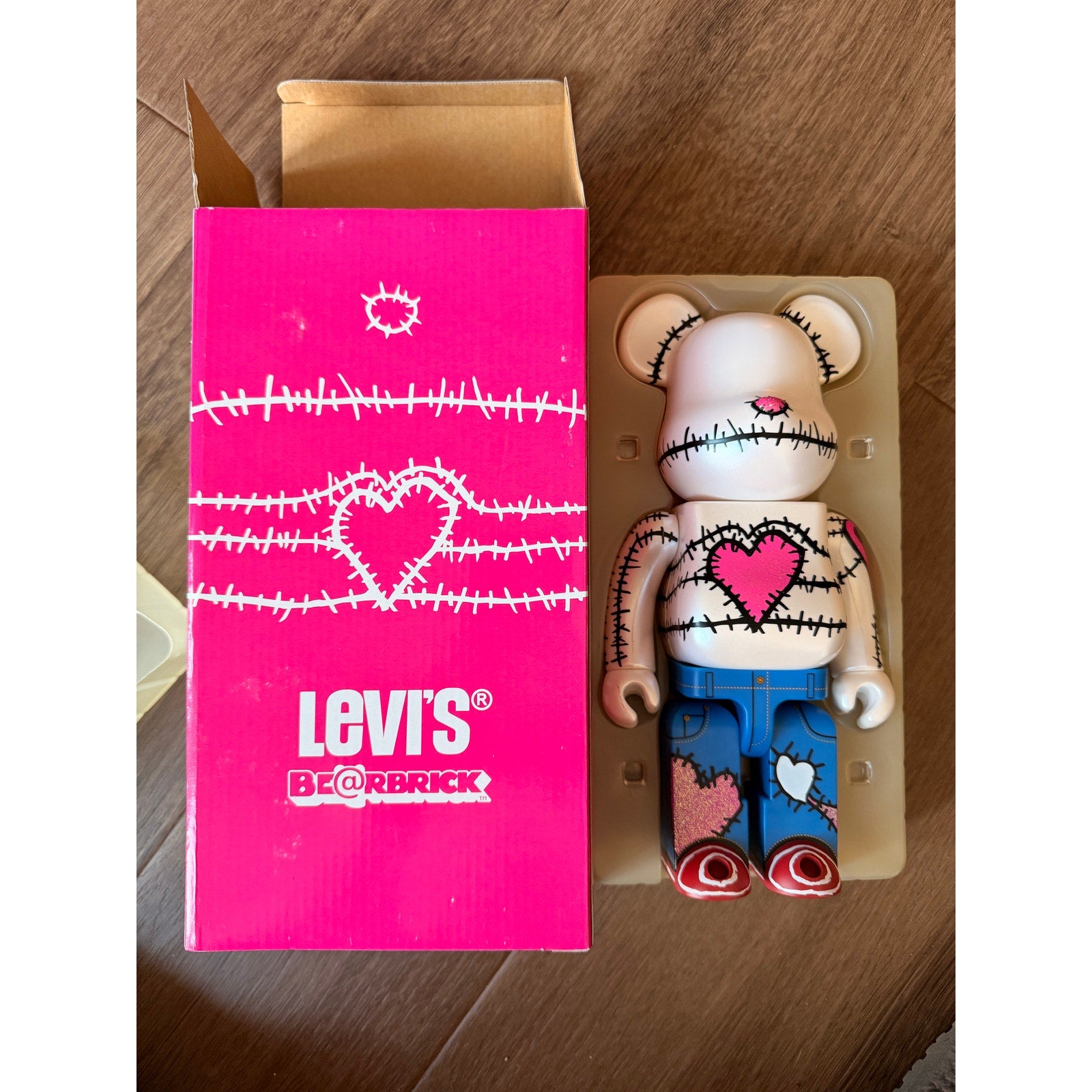 Bearbrick LEVIS 400% 2005 NOS Pink