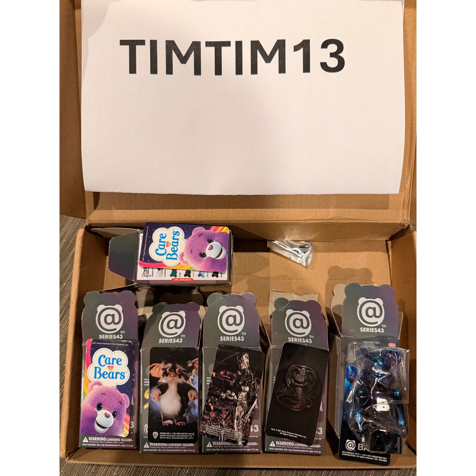 Series 43 Bearbrick bundle