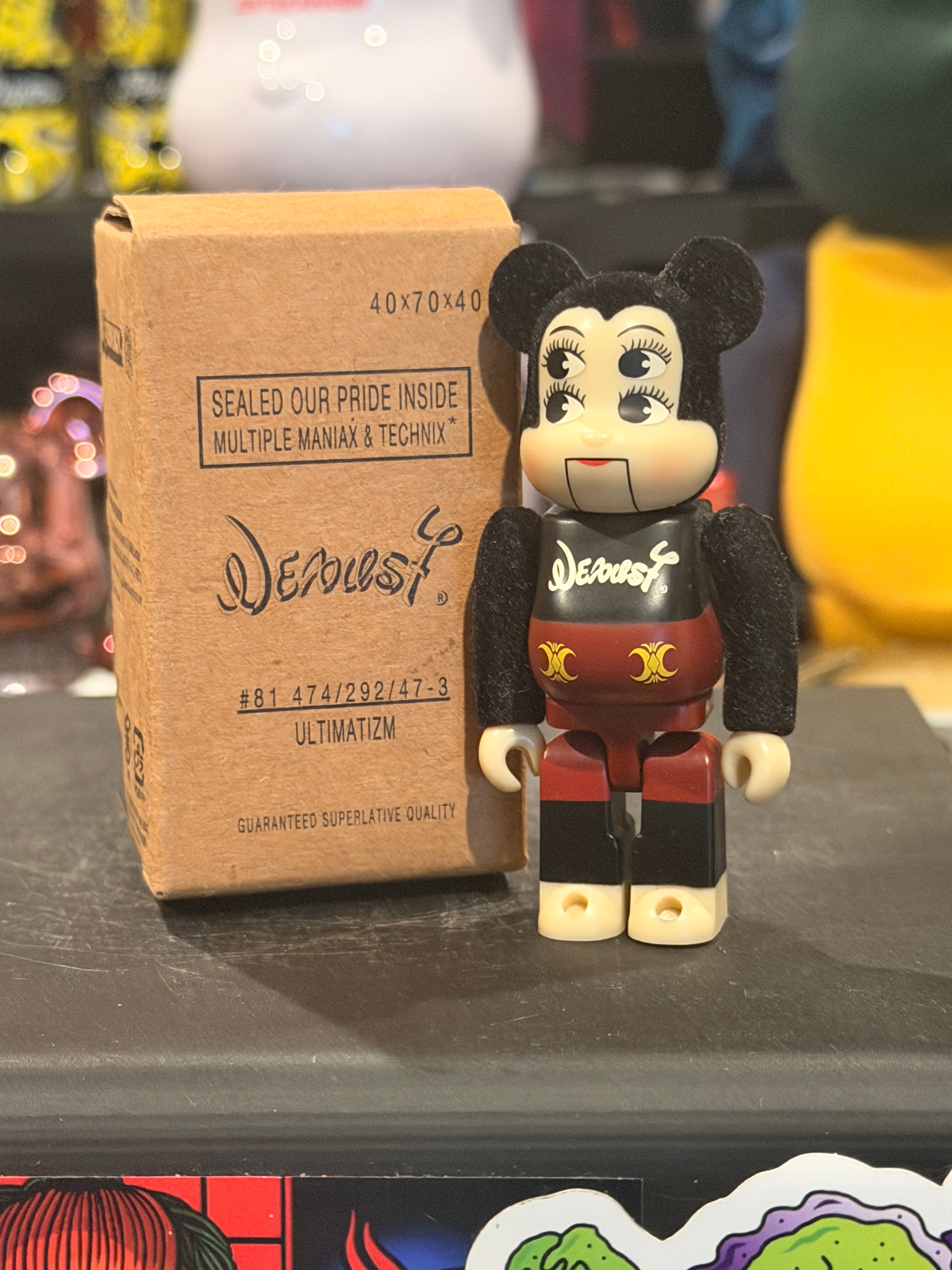 Bearbrick Nexus Mickey 100% Flocky