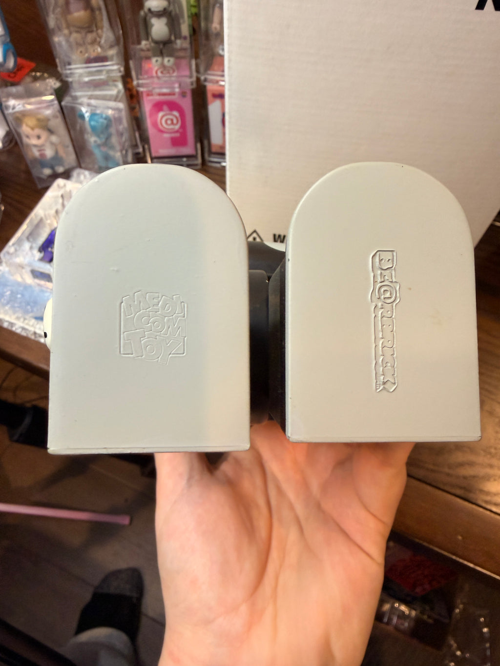 KAWS 400% Bearbrick 2002