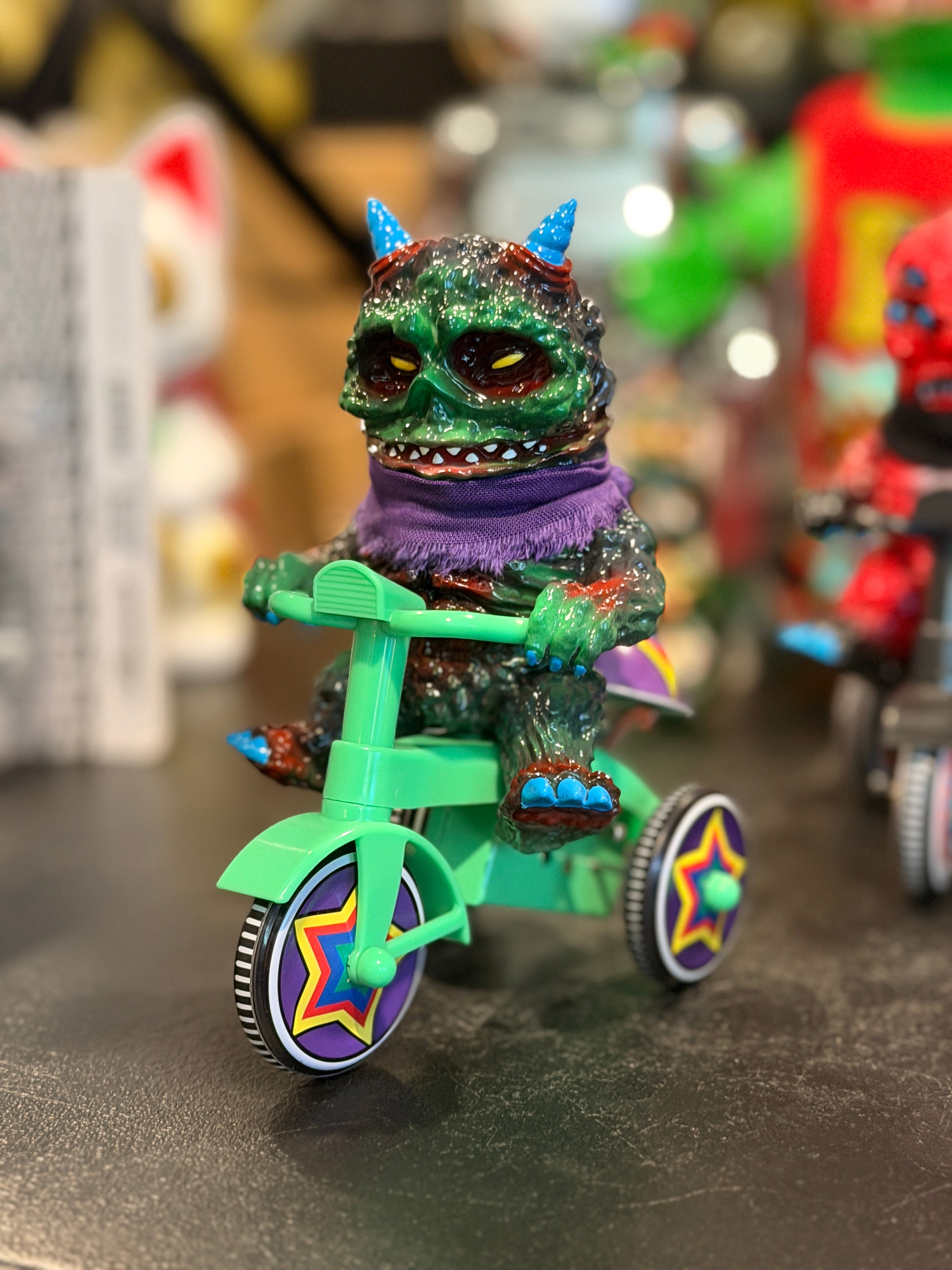 Mutant Vinyl Hardcore (MVH) x Kaiju One Death Head Sludge Demon DX
