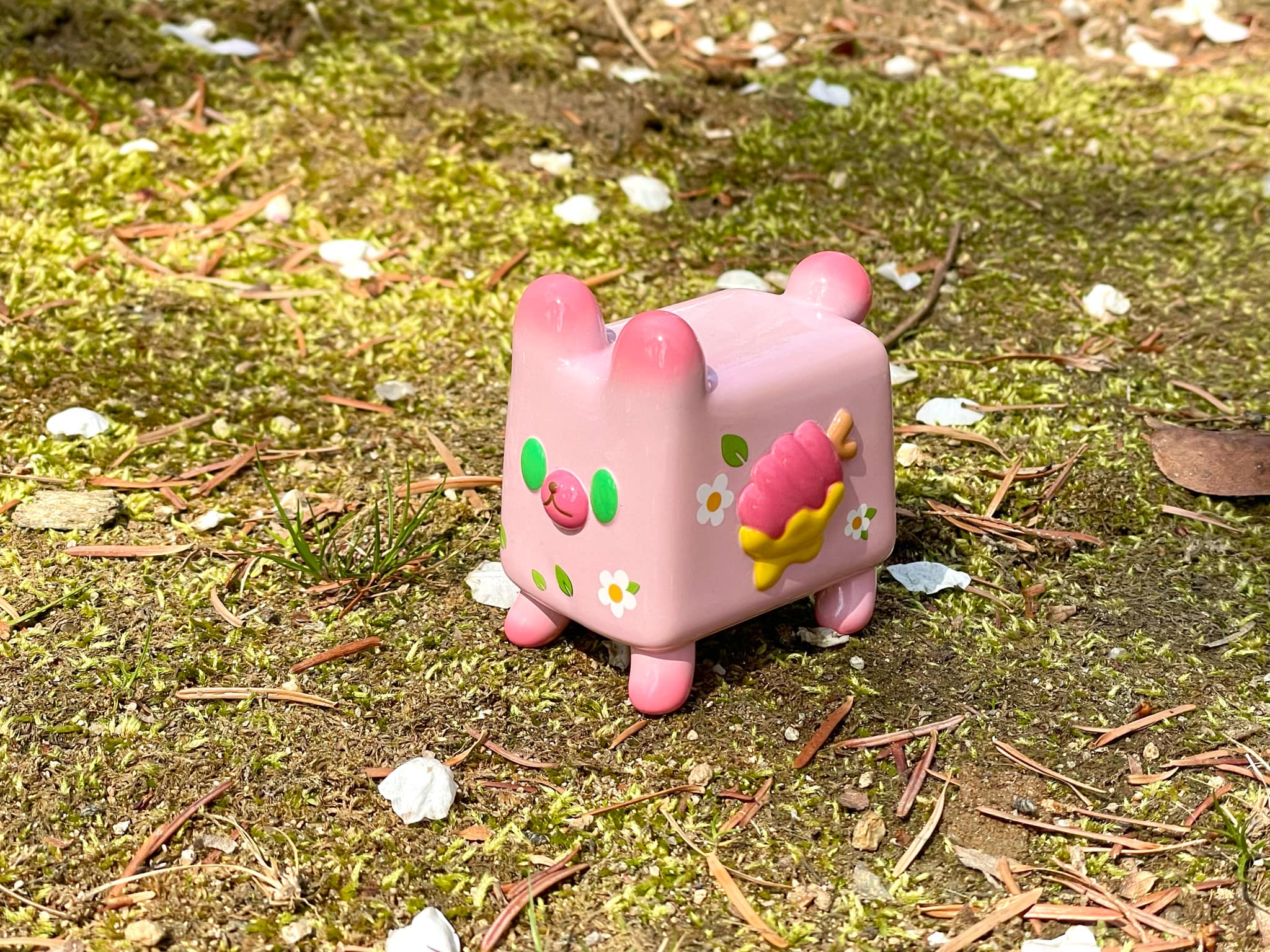 Box Bear - Sakura Spring Ver. by Rato Kim